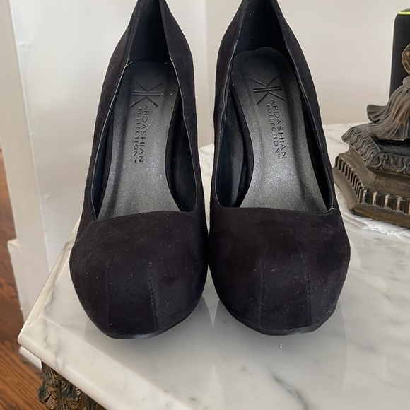 Kardashian kollection black heels NWOT - Picture 5 of 10